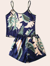 Load image into Gallery viewer, JUNGLE PAJAMA SETS
