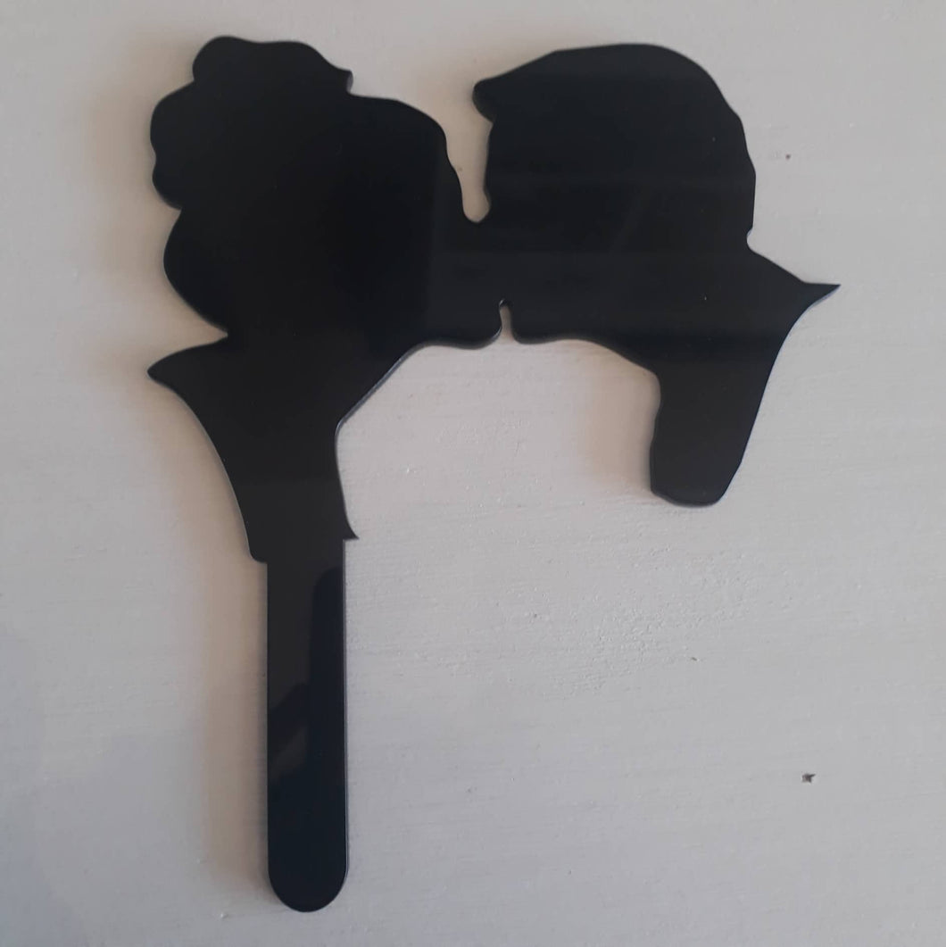 SILHOUETTE CAKE TOPPER- KISSING COUPLE